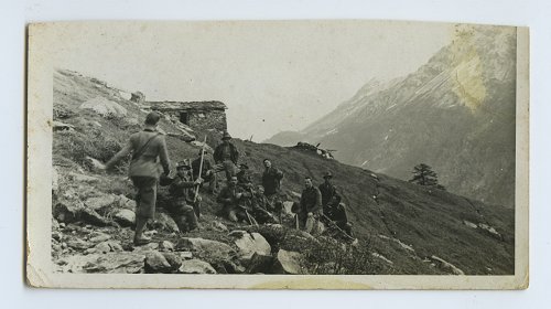 Alpini nella Val Veny, dove